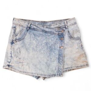 No Boundaries Women's Blue Denim Shorts